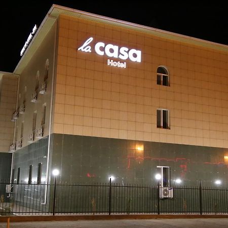 Lacasa Hotel Atyraū Exterior foto