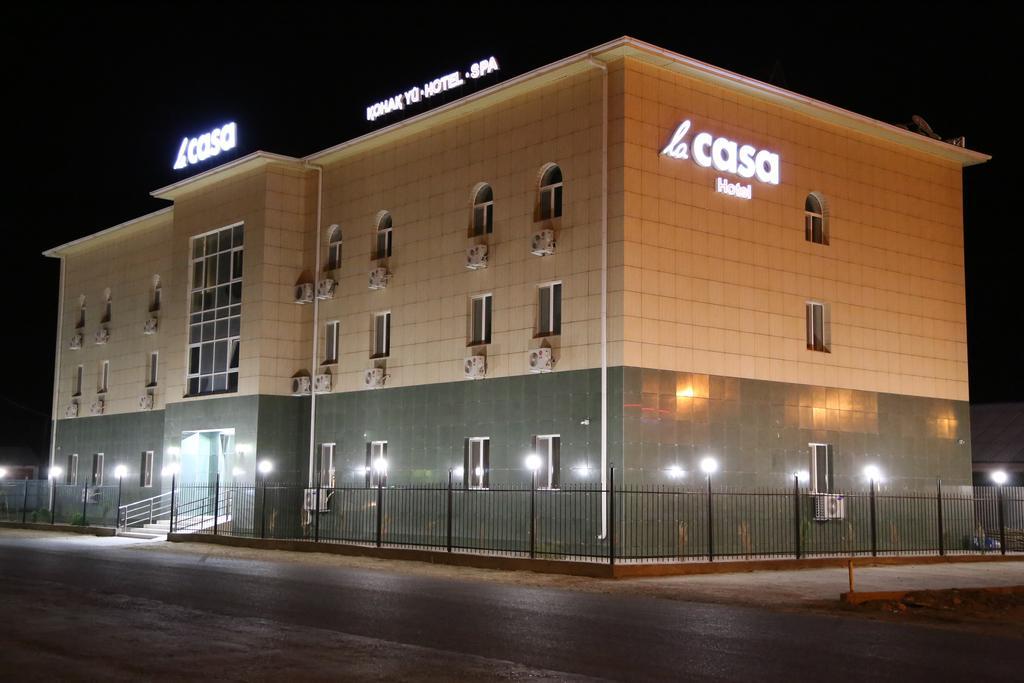 Lacasa Hotel Atyraū Exterior foto